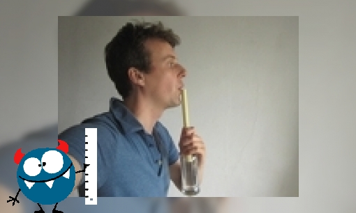 Hoe maak je een fluit met een toon die verandert?