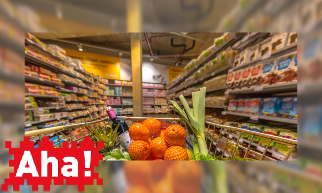 Hoe kun je iets pakken bovenin het supermarktschap?