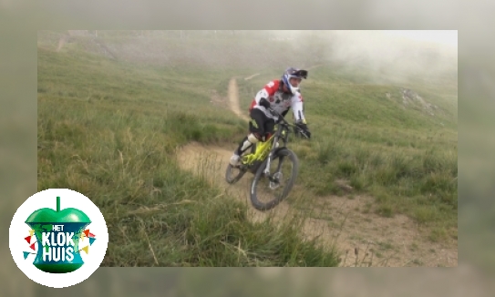 Downhill mountainbiken