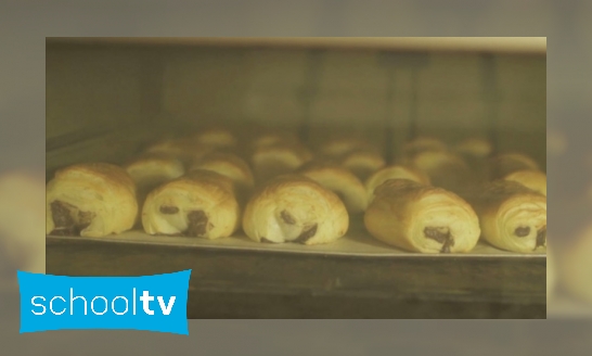 Hoe worden chocoladecroissants gemaakt?