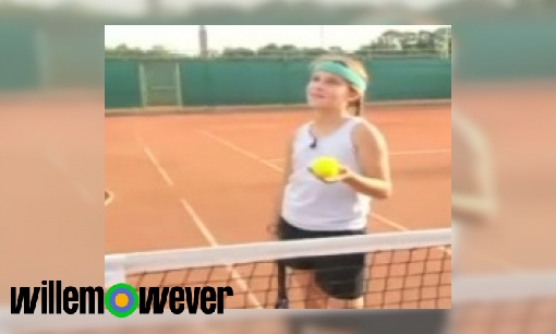 Hoe krijgen ze lucht in een tennisbal?