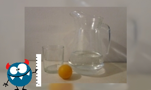 Plaatje Wat doet een pingpongbal in een glas water?