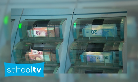 Plaatje Waar komt het geld uit een pinautomaat vandaan?