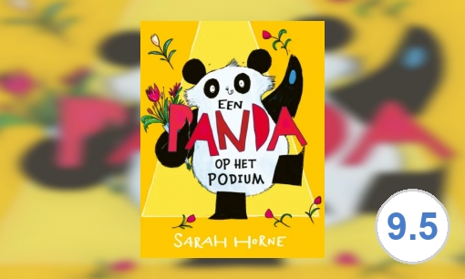 Plaatje Een panda op het podium