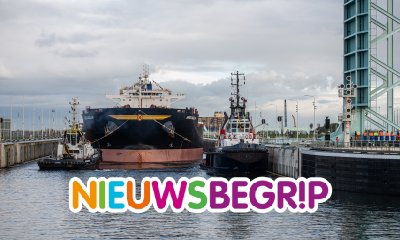 Plaatje Enorme zeesluis in Terneuzen geopend